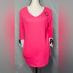 PINK VICTORIAS SECRET TEE
